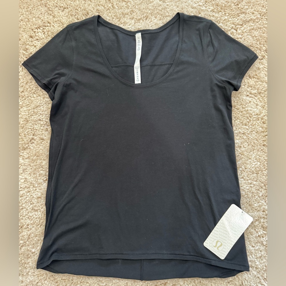 lululemon athletica ‘Another Round’ Classic Black Short Sleeve Tee (Size 12)